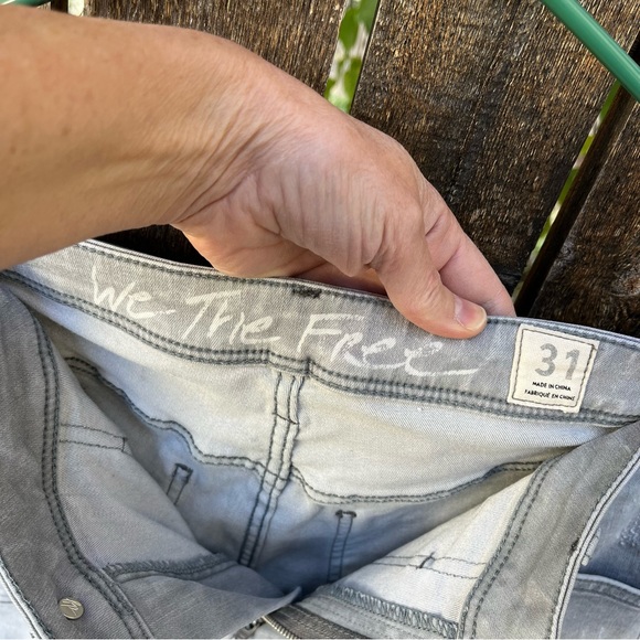 Free People Ivy Distressed Skinny Jeans In Gray Sz 31 - Picture 3 of 15